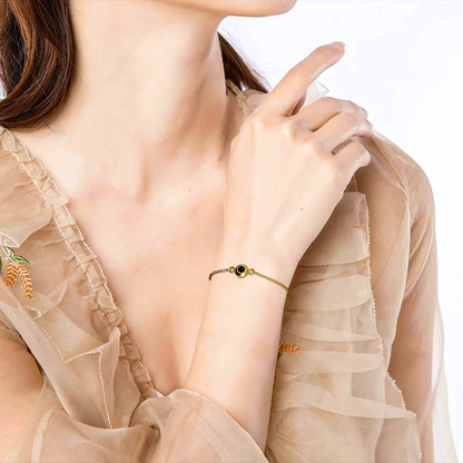 Classic Bracelet with Projection Charm