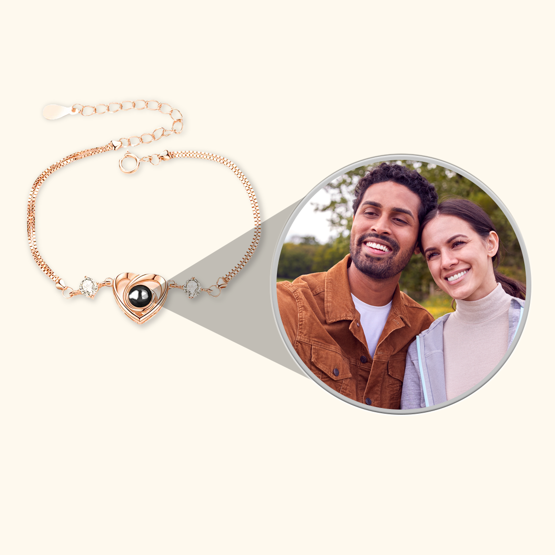 Cubic Zirconia Heart Projection Bracelet