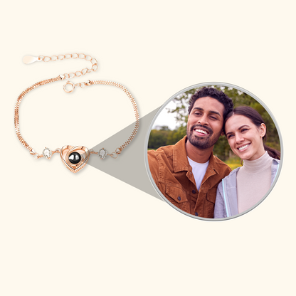 Cubic Zirconia Heart Projection Bracelet