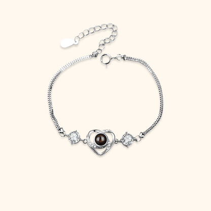 Cubic Zirconia Heart Projection Bracelet