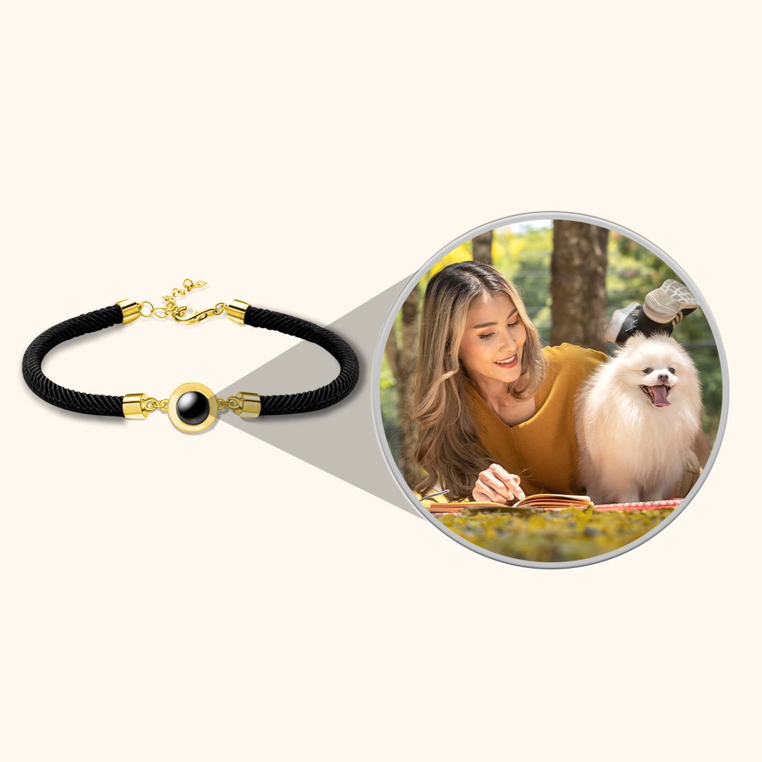 Wesen Bracelet with Projection Charm