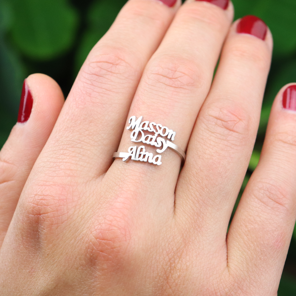 Luxurious Ring With Three Names