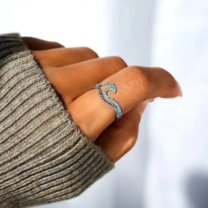 Wavy Ring with Self-Love