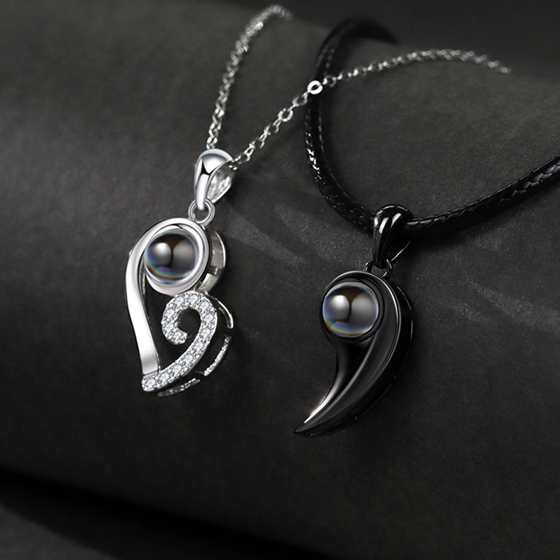 Heart's Love Couple Projection Necklace
