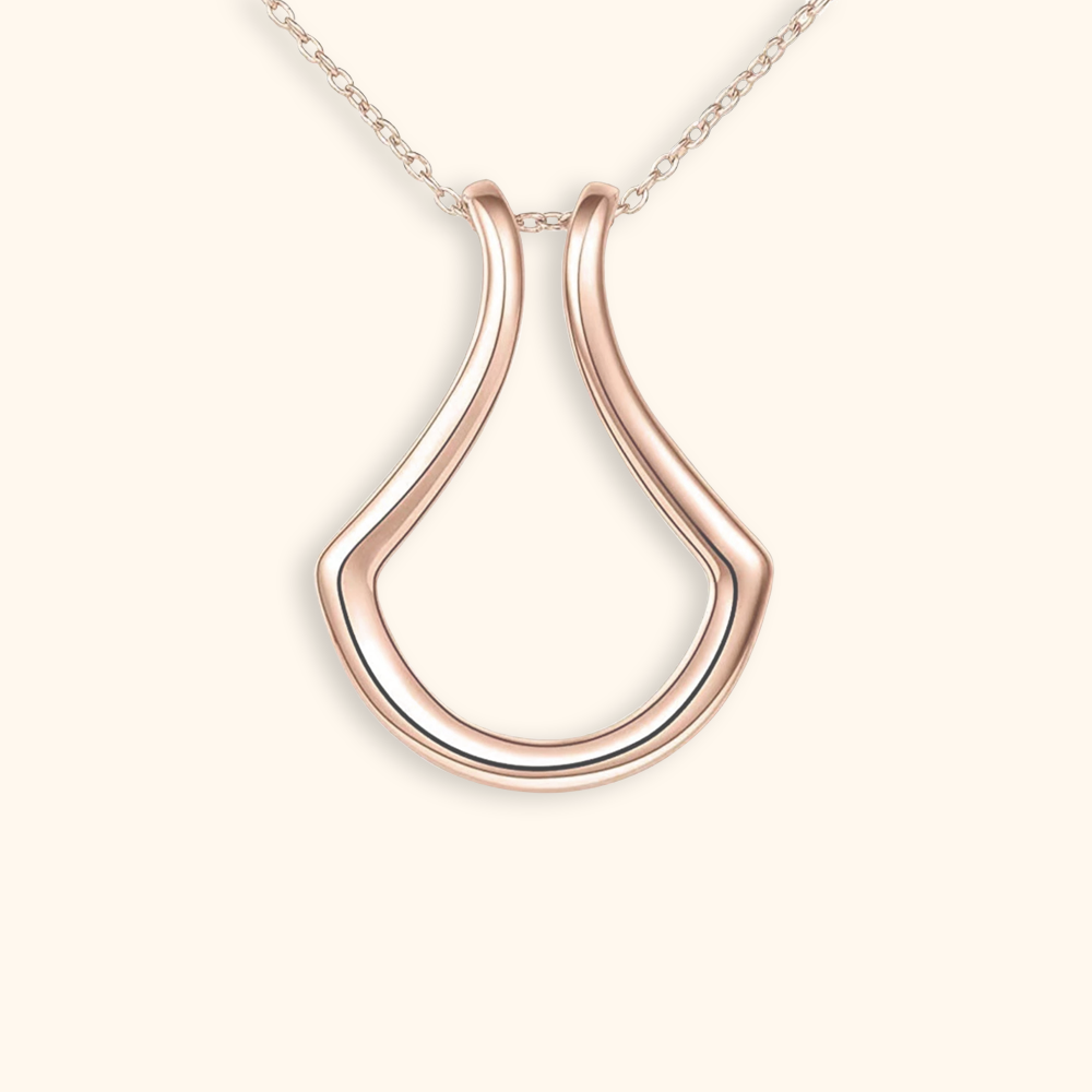 Magisk Ring Holder Necklace