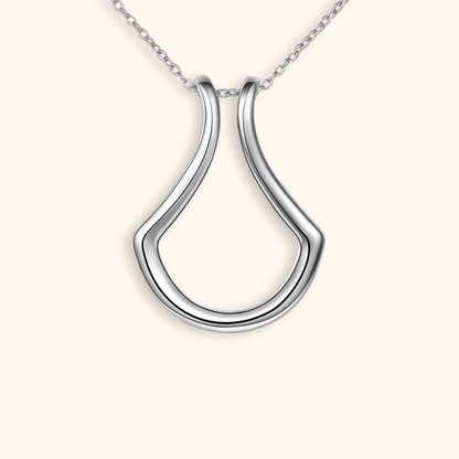 Magisk Ring Holder Necklace