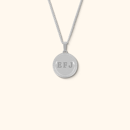Atelier necklace with round charm